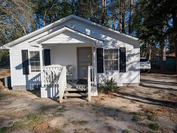 405 Stewart St, Dillon, SC 29536