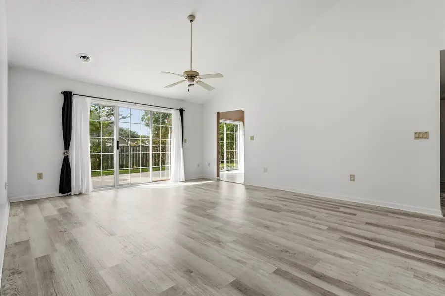 3943 Lochview Dr., Myrtle Beach, SC 29588 - #3