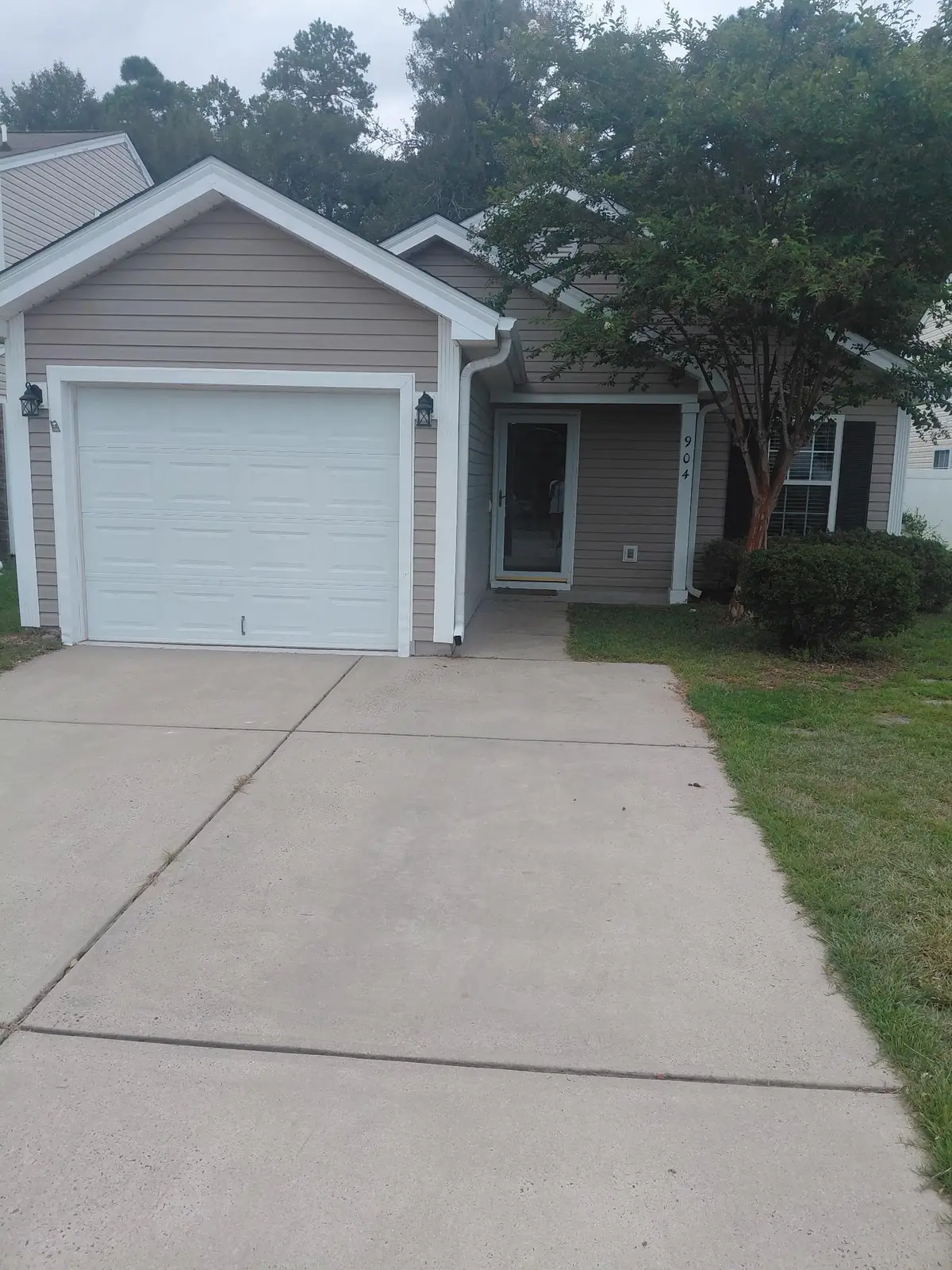904 Silvercrest Dr., Myrtle Beach, SC 29579 - #1