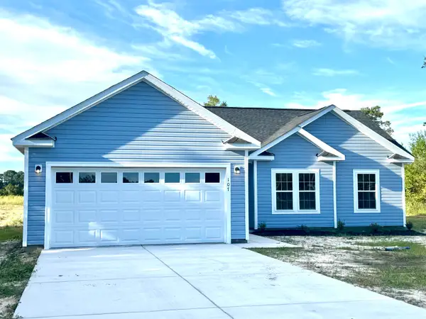 107 Blanche St, Chadbourn, NC 28431