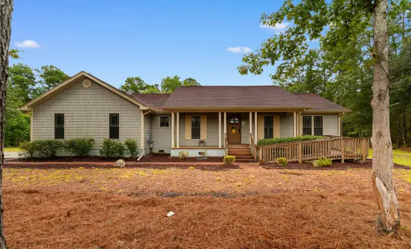 301 Deer Run Ave., Georgetown, SC 29440