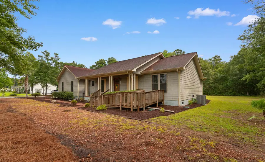 301 Deer Run Ave., Georgetown, SC 29440 - #3
