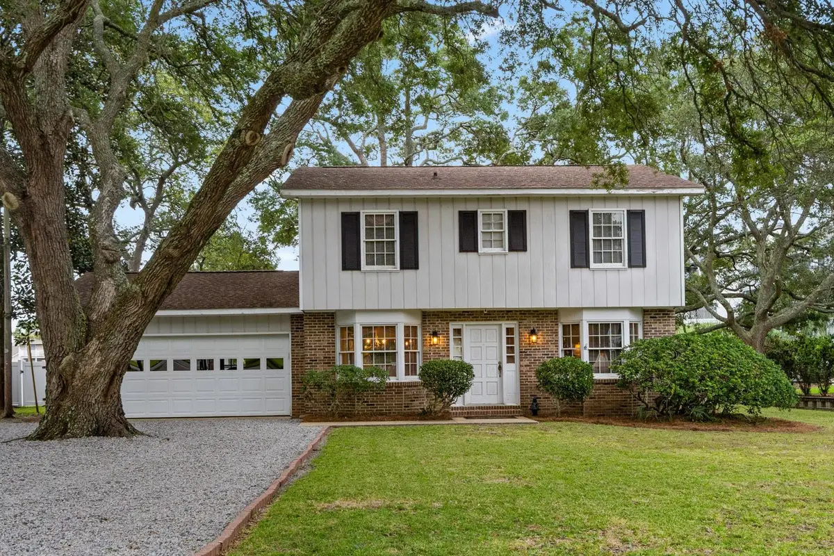 313 N Oak Dr., Surfside Beach, SC 29575 - #1
