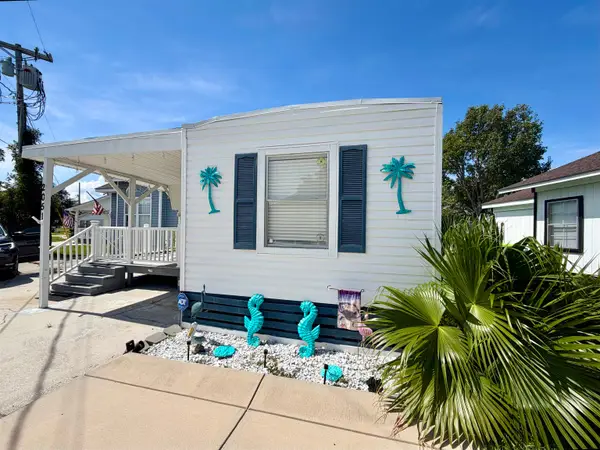 2051 Curlew Dr., Surfside Beach, SC 29575
