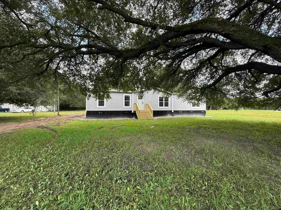 2529 Hugo Rd., Conway, SC 29527 - #2