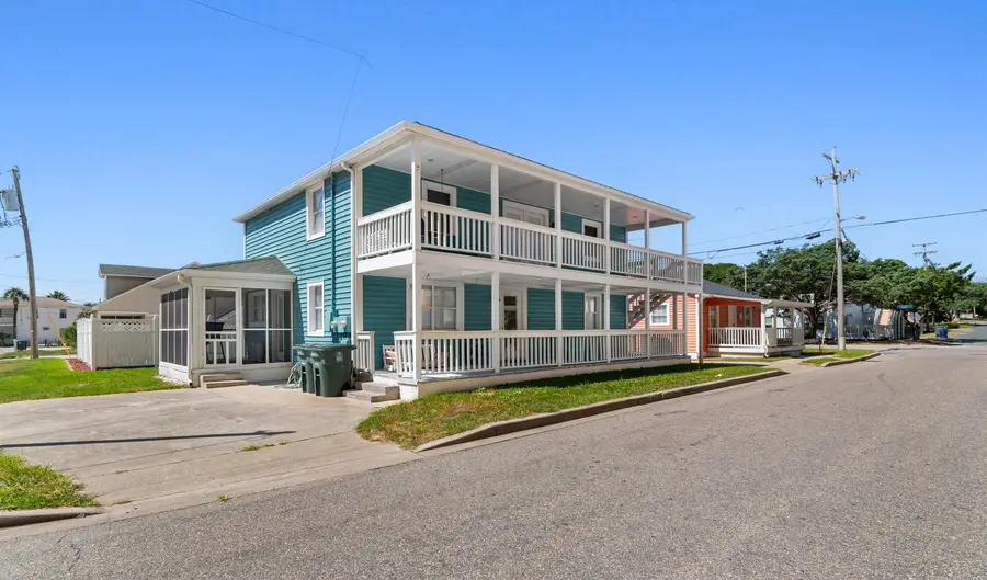 205 5th Ave. S, North Myrtle Beach, SC 29582 - #2