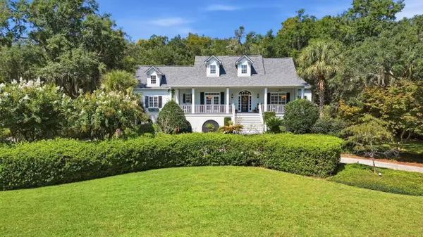 49 Red Squirrel Ln., Pawleys Island, SC 29585