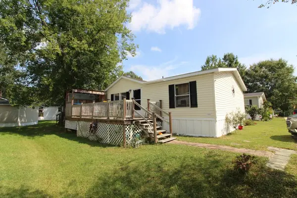 510 Folly Estates Dr., Myrtle Beach, SC 29588