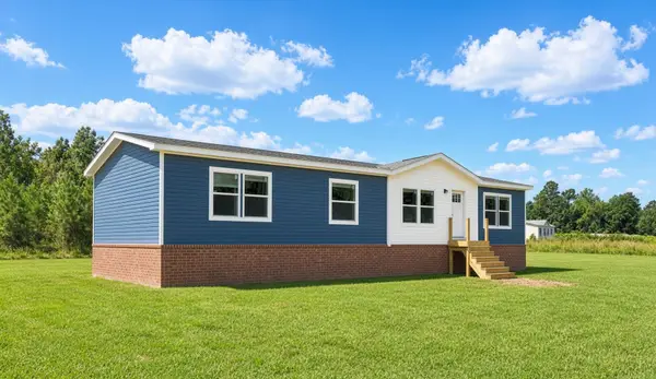 3864 Tooge Hayes Rd., Mullins, SC 29574