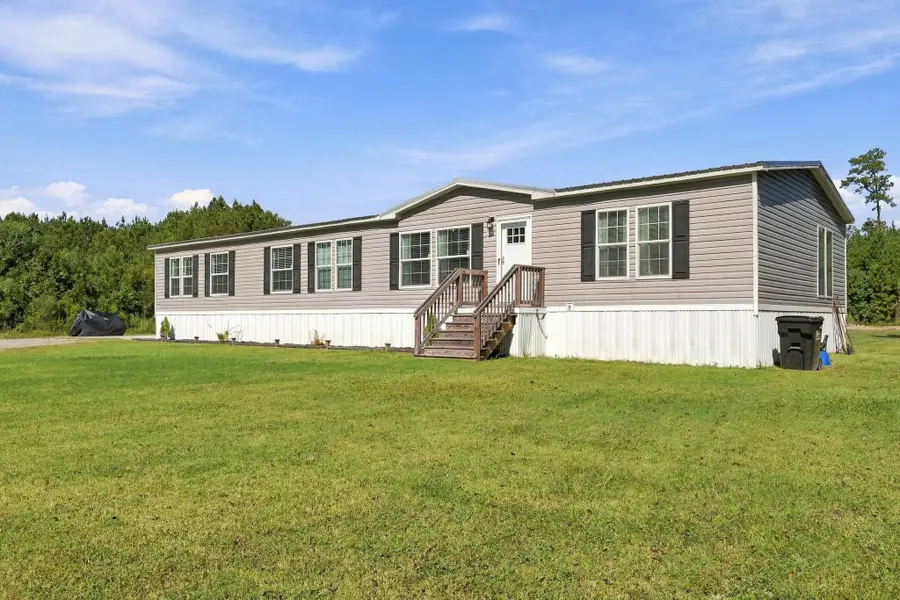 955 Cleveland Dr., Conway, SC 29526 - #2