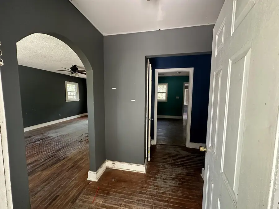 908 Lakeside Dr., Georgetown, SC 29440 - #2