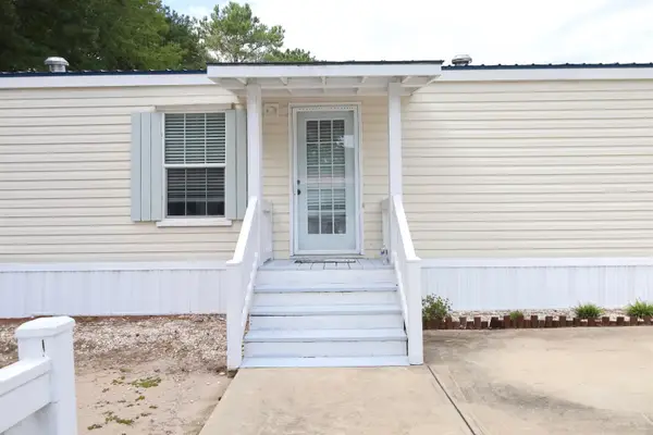 142 Offshore Dr., Murrells Inlet, SC 29576