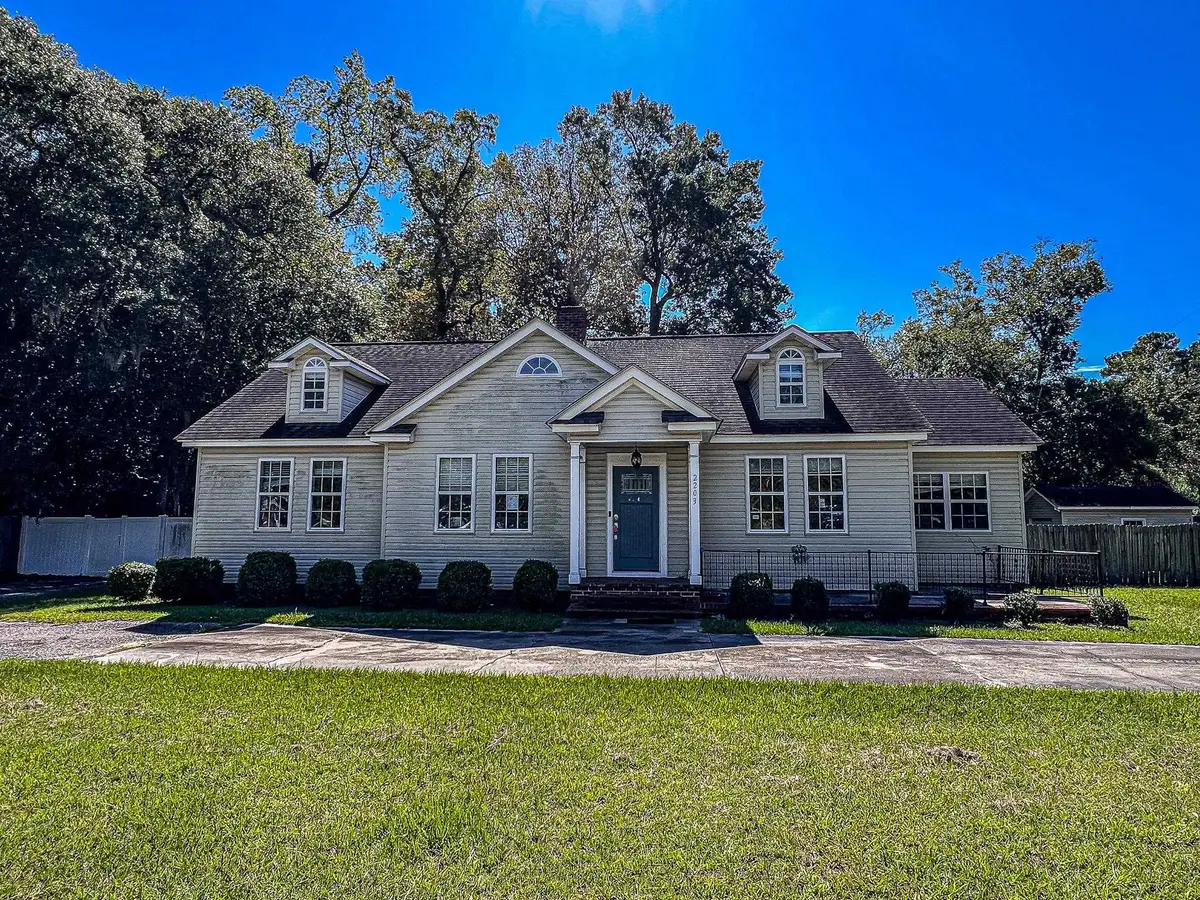 2203 4th Ave., Conway, SC 29527 - #1