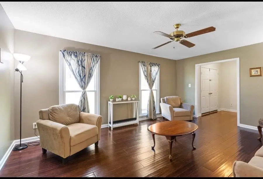 2083 Mount Carmel Rd., Abbeville, SC 29620 - #3