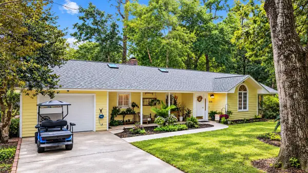 2135 Brunswick Circle, Little River, SC 29566