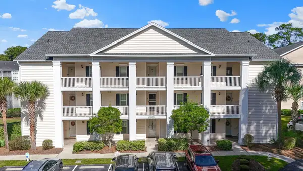 659 Woodmoor Circle #302, Murrells Inlet, SC 29576