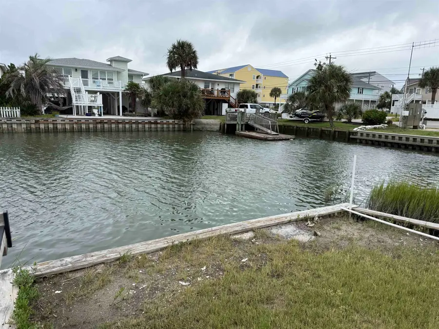 304 45th Ave. N, North Myrtle Beach, SC 29582 - #3