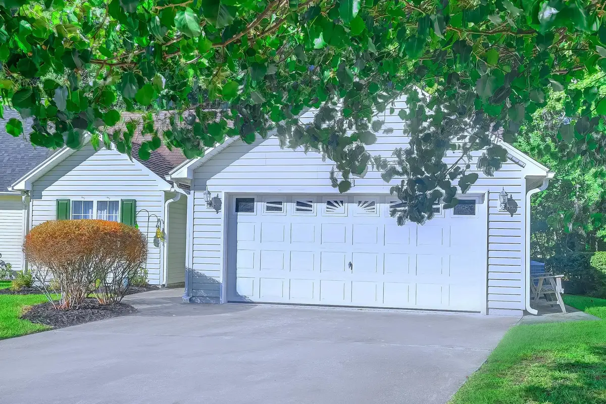 2516 Oriole Dr., Murrells Inlet, SC 29576 - #1