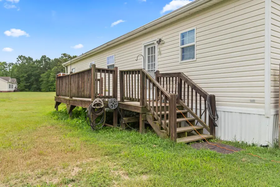 6608 Black Creek Rd., Nichols, SC 29581 - #2