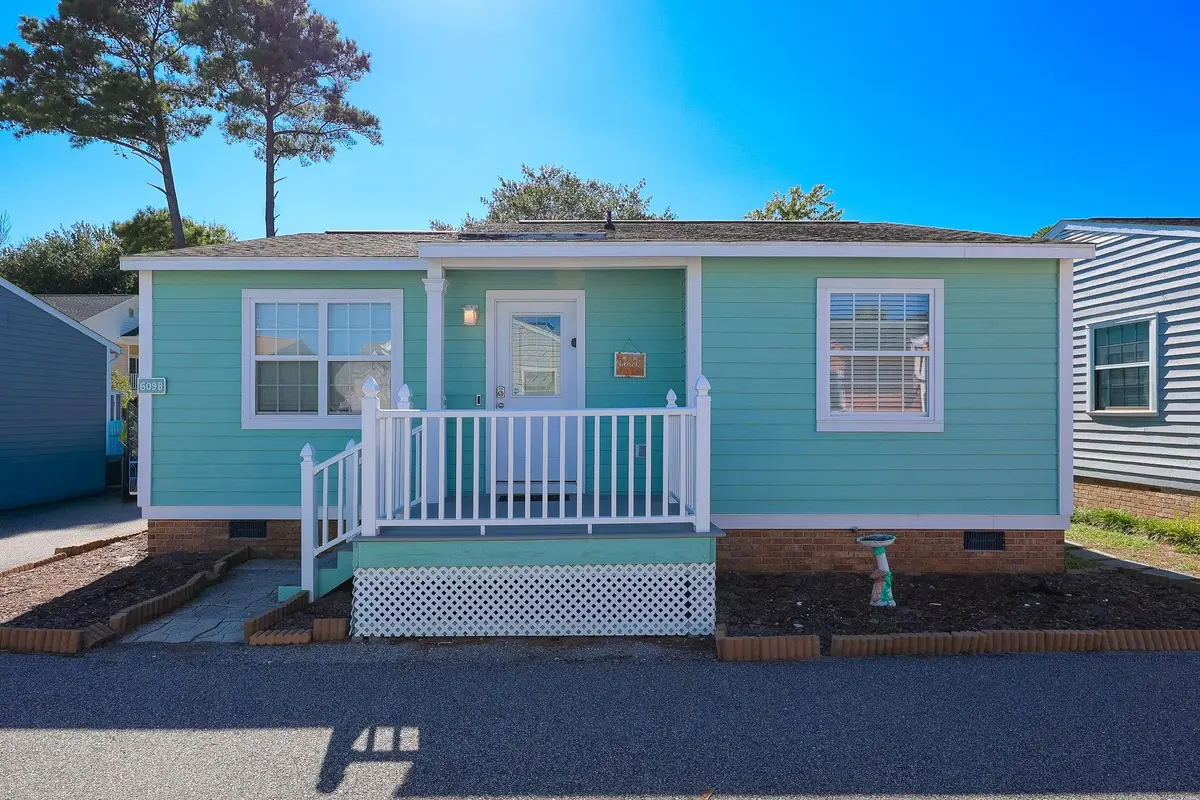 609 3rd Ave. S, North Myrtle Beach, SC 29582 - #1
