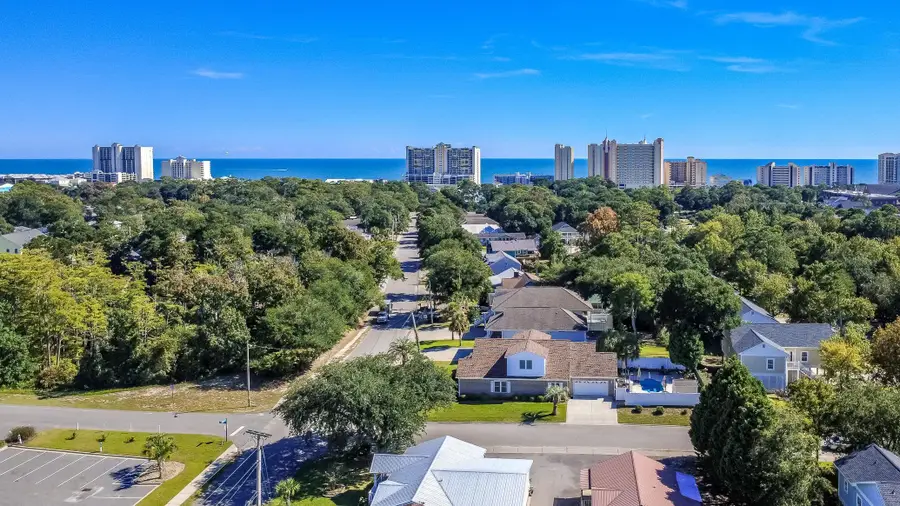 609 3rd Ave. S, North Myrtle Beach, SC 29582 - #2