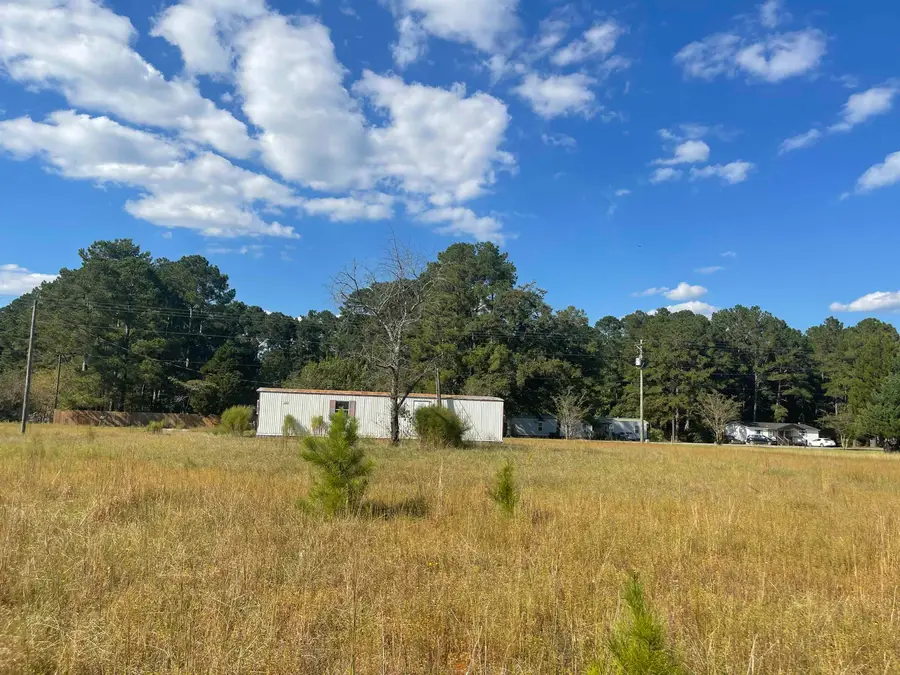 1150 Log Cabin Rd., Loris, SC 29569 - #3
