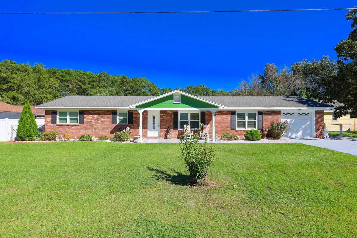 4625 Boxwood Dr., Myrtle Beach, SC 29588 - #1
