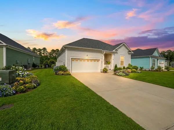2038 Comradery Way, Murrells Inlet, SC 29576