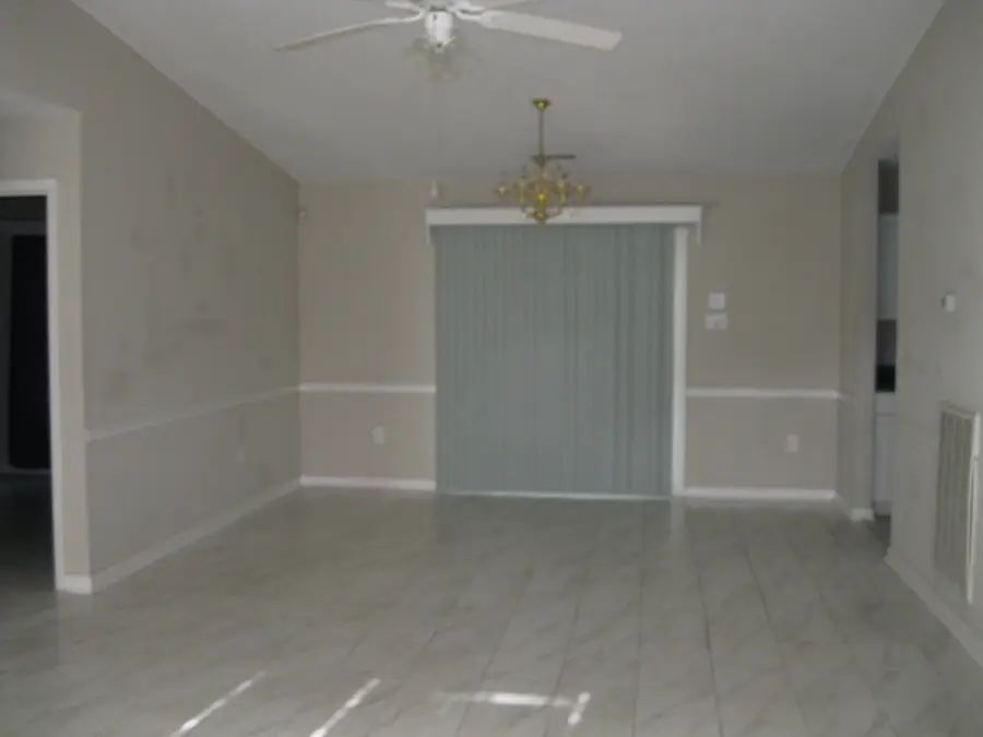 4143 Horseshoe Dr. N, Little River, SC 29566 - #2