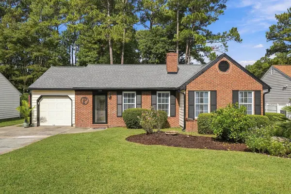 135 Wood Lake Dr., Murrells Inlet, SC 29576