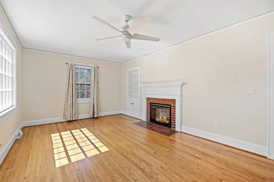 201 Augusta St, Easley, SC 29640 - #3