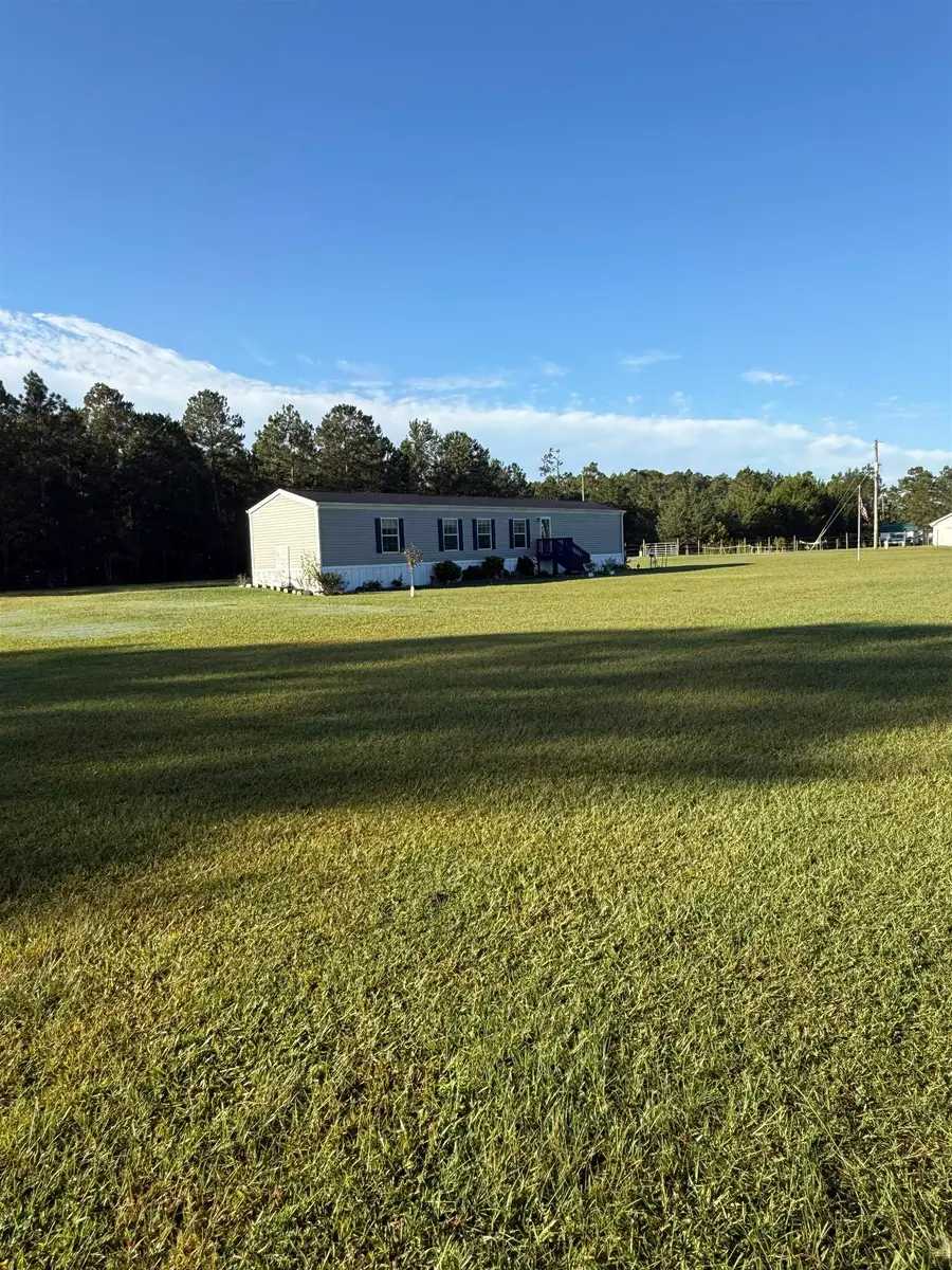 4224 Horse Pen Bay Rd., Aynor, SC 29511 - #3