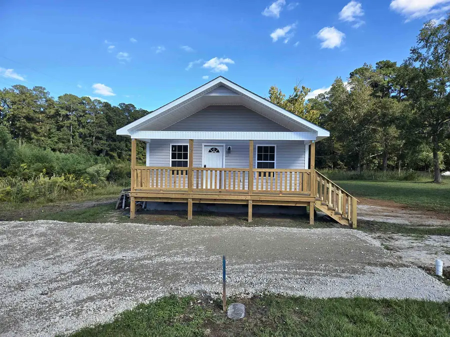 929 Hickman Rd., Tabor City, NC 28463 - #3