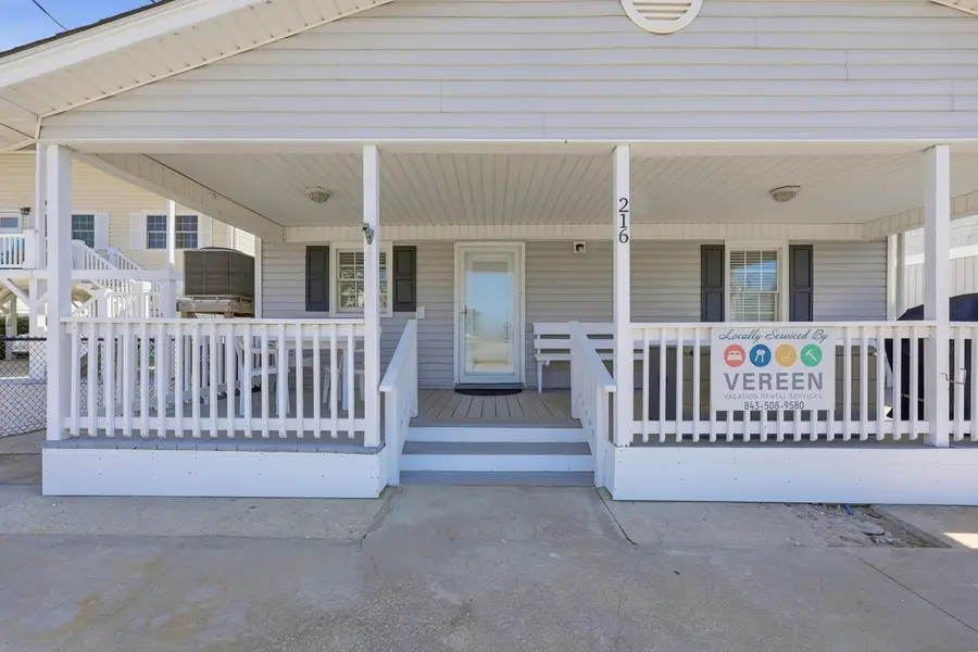 216 34th Ave. N, North Myrtle Beach, SC 29582 - #2