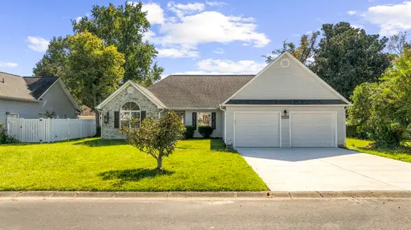 3923 Lochview Dr., Myrtle Beach, SC 29588