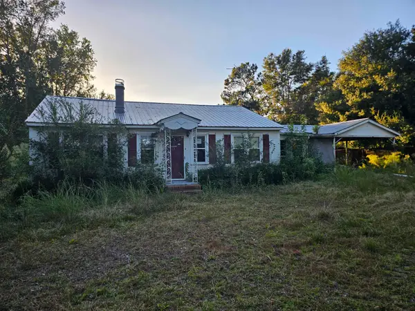 3635 Wayside Dr., Conway, SC 29527