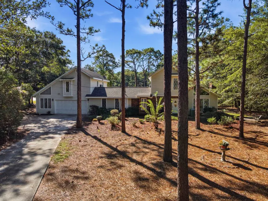 62 Bonneau Ct., Pawleys Island, SC 29585 - #2