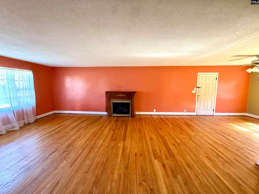 215 Mill Street, Saint Matthews, SC 29135 - Image #3