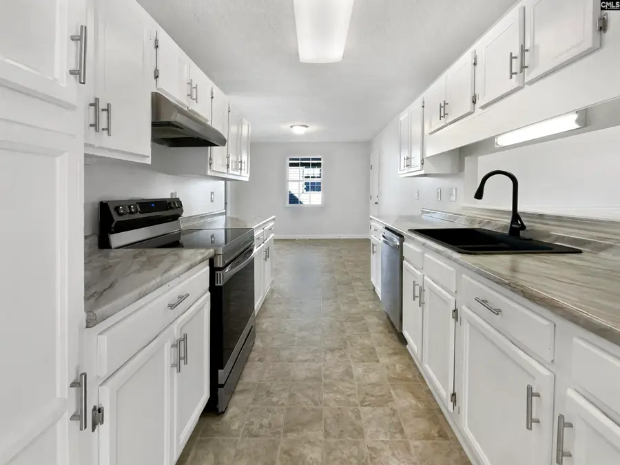 221 Salusbury Lane, Columbia, SC 29229 - Image #2