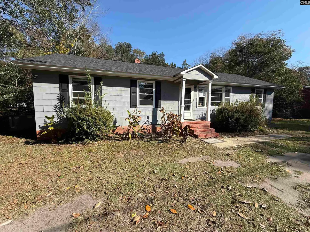 1002 Nandina Street, Hartsville, SC 29550 - Image #1
