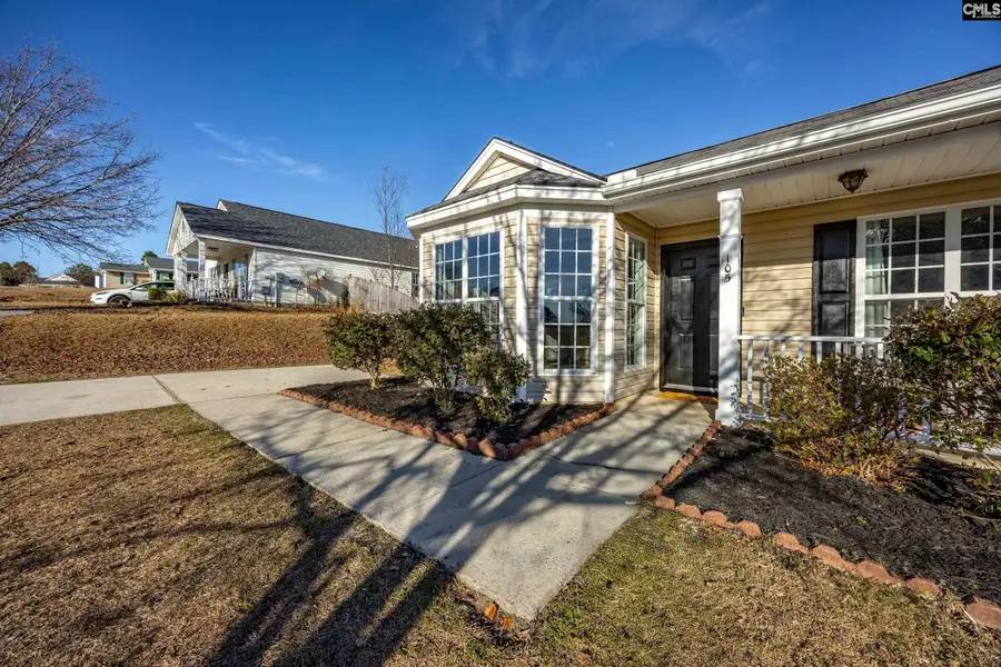 105 Crown Colony Ct, Lexington, SC 29073 - #2