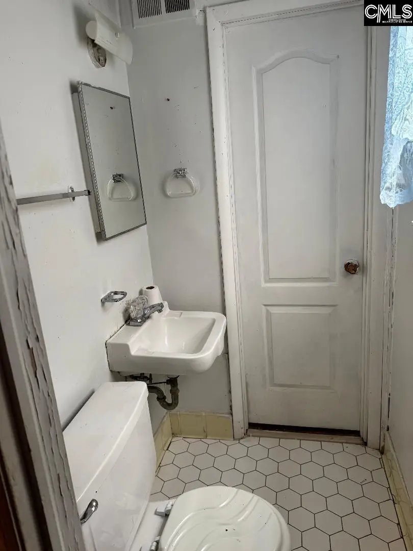 900 Cindy Drive, Columbia, SC 29203 - #3