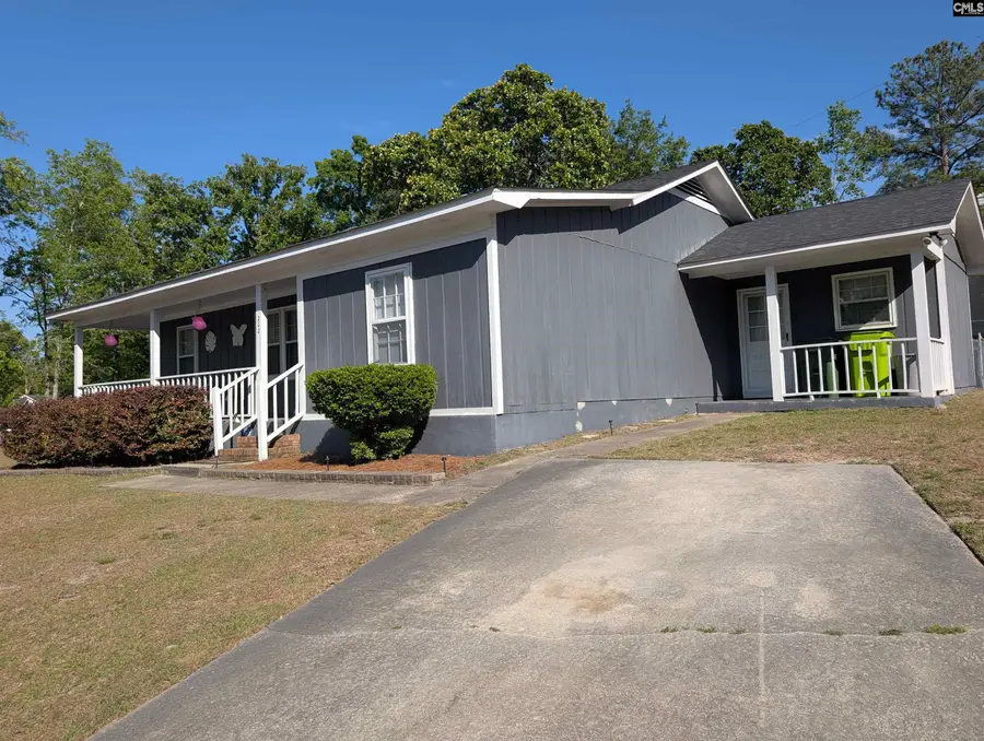 200 Gusty Ln, Hopkins, SC 29061 - #2