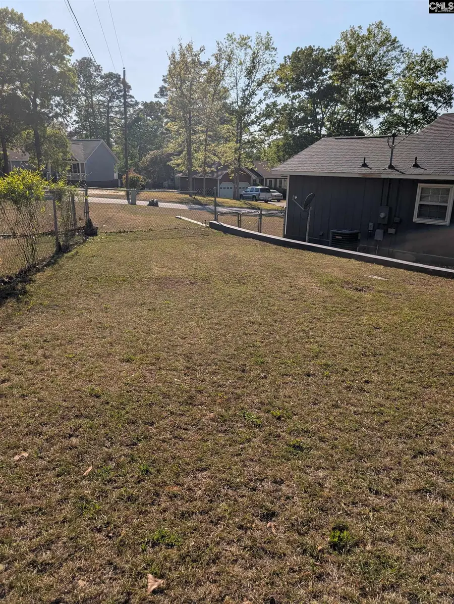 200 Gusty Ln, Hopkins, SC 29061 - #3