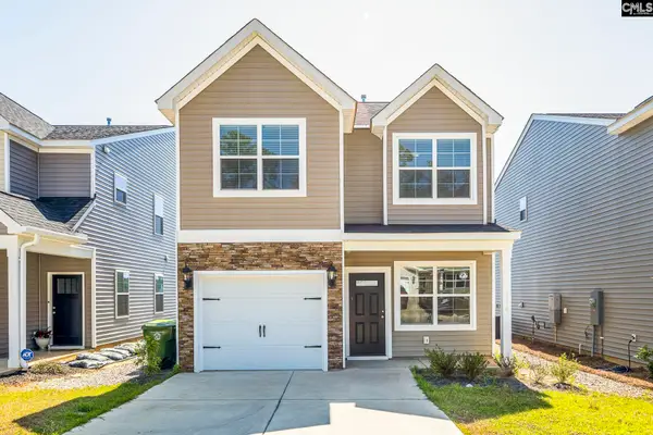 1114 Crescent Moon Loop, Hopkins, SC 29061