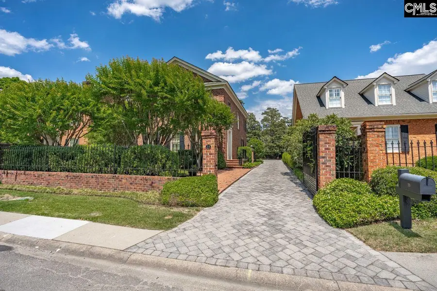 33 Lakeview Circle, Columbia, SC 29206 - #2