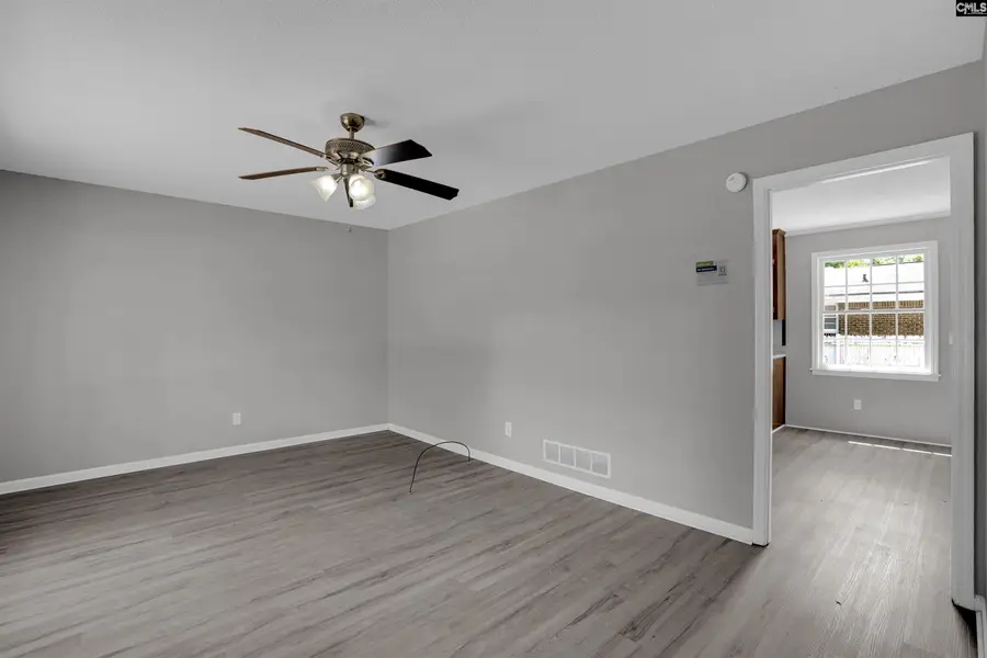 402 Ravenscroft Road, West Columbia, SC 29172 - #3