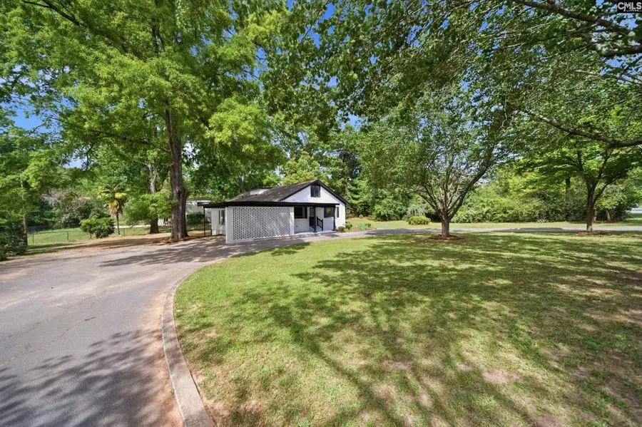 907 Amelia Street, Newberry, SC 29108 - #2