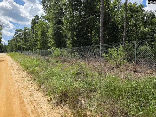 Woodsedge Court, West Columbia, SC 29172