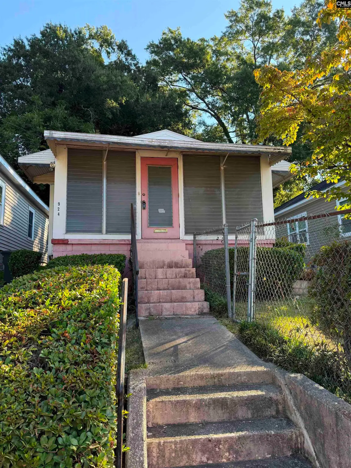 924 Pine Street, Columbia, SC 29205 - #1